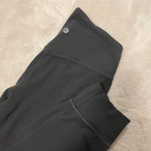 Lululemon Align Jogger Cropped Length Size 6 Dark Grey Like New